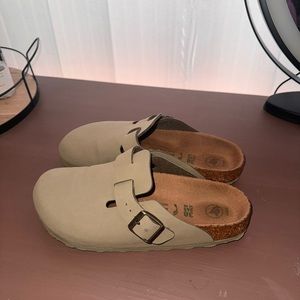 Birkenstock Bostons